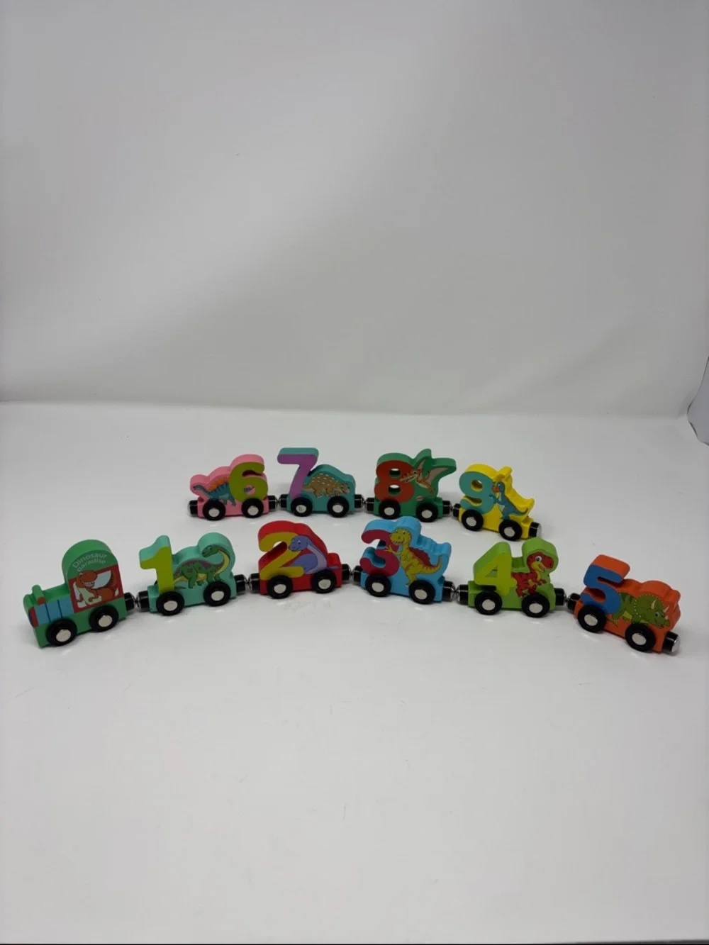 Colorful Number Train Wooden Toy Set - Multicolor magnetic wood